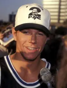 Marky Mark And The Funky Bunch - 389608_485604161513004_1446321393_n.jpg