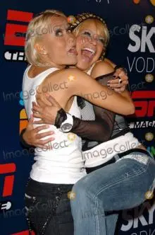 Blu Cantrell - klnkjnjh.jpg
