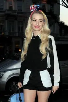 Iggy Azalea - Iggy+Azalea+Pants+Shorts+Short+Shorts+LnA40dGpMIBl.jpg