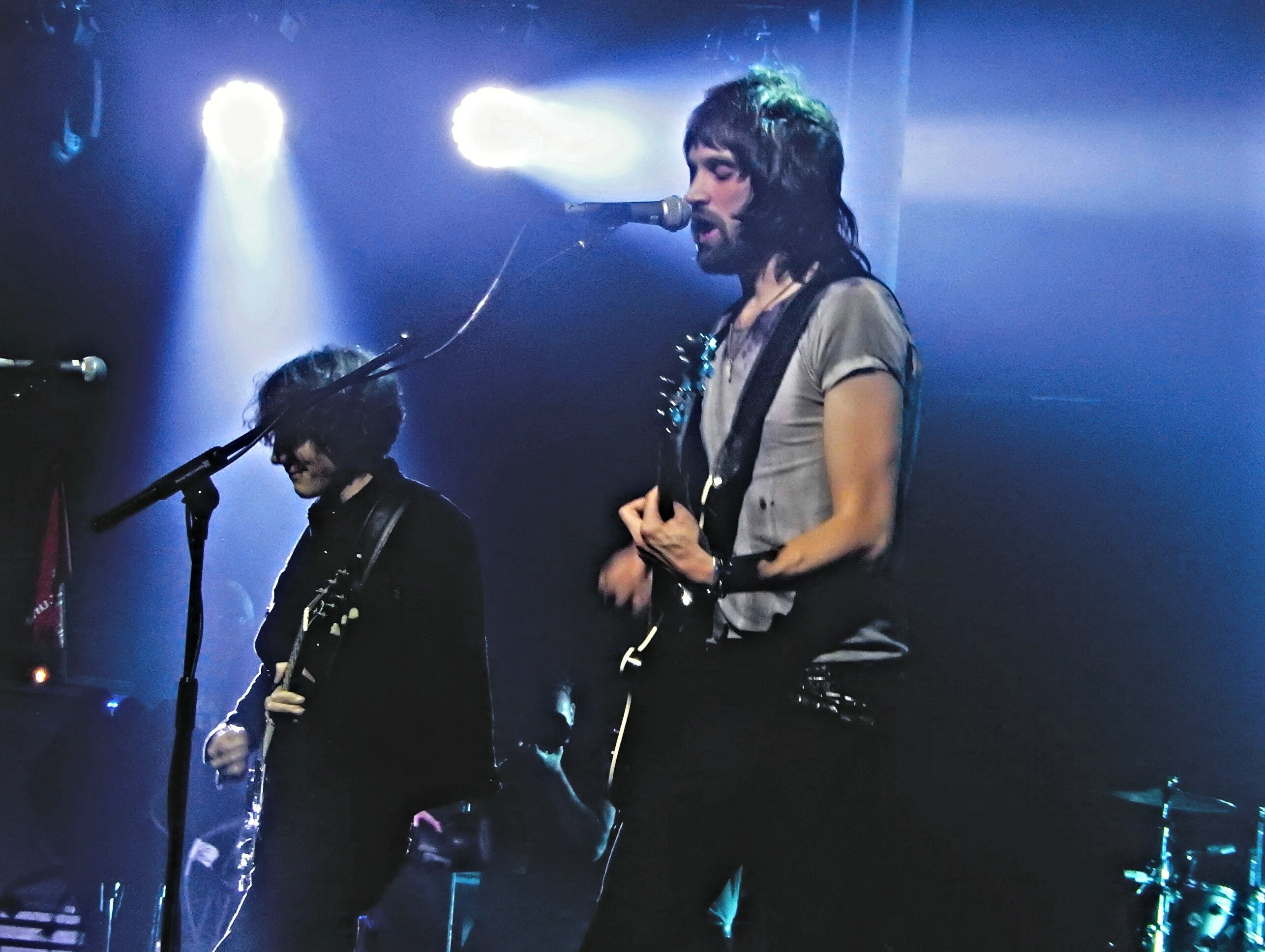 Kasabian - Kasabian,_Roundhouse_London,_iTunes_Festival_2014.jpg