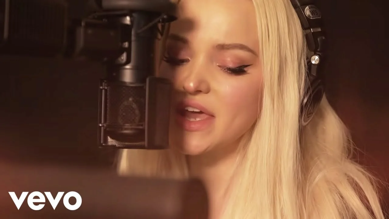 Dove Cameron