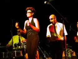 Laura a její tygři - laura3.jpg