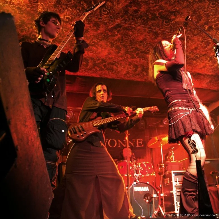 Snovonne - live2006_6.jpg