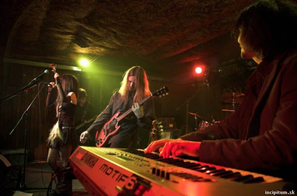 Snovonne - Snovonne-27.jpg