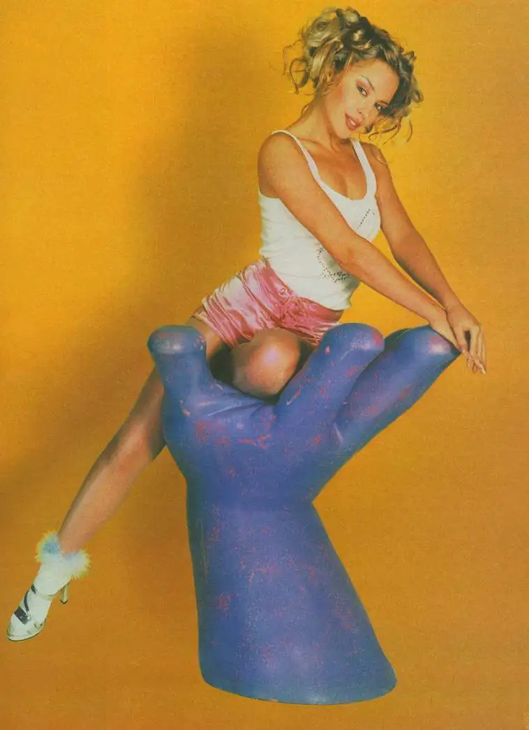 Kylie Minogue - kylie124.jpg