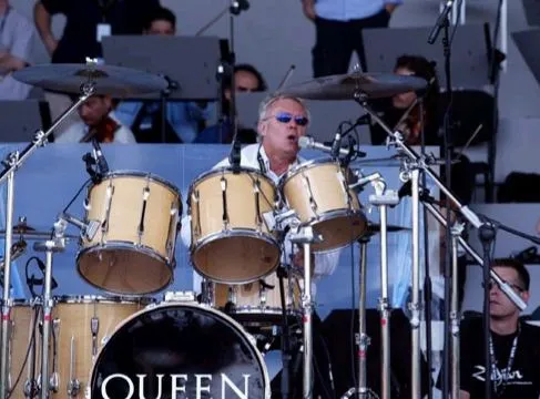 Roger Taylor - Queen.jpg