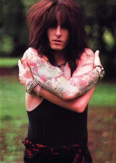 Mötley Crüe - bb.jpg