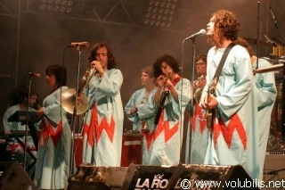 Polyphonic Spree - the_polyphonic_spree_03.jpg