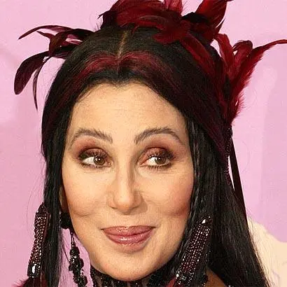 Cher - 4h8oya.jpg