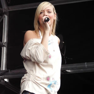 Liz Mclarnon - 739170.jpg