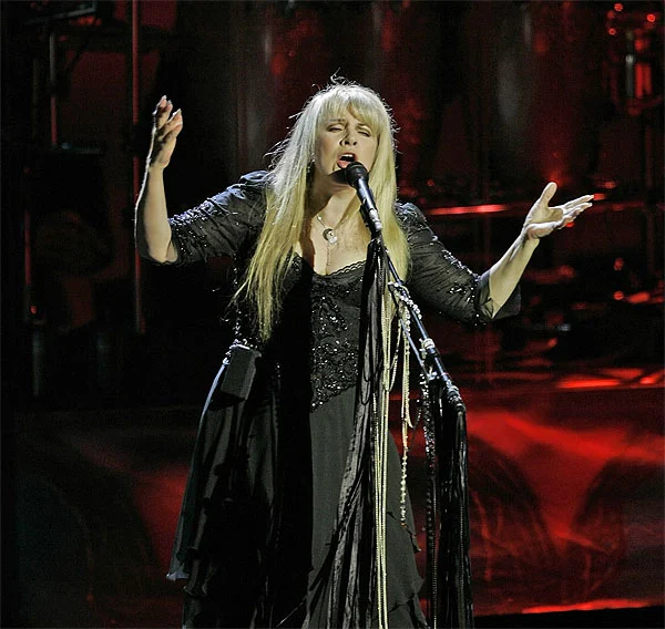 Stevie Nicks - amp0704_big.jpg