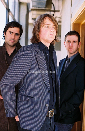 Keane zosadili z prvého miesta UK Chartu Oasis