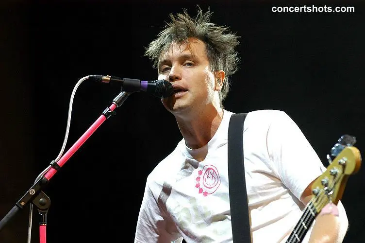 Blink 182 - live431.jpg