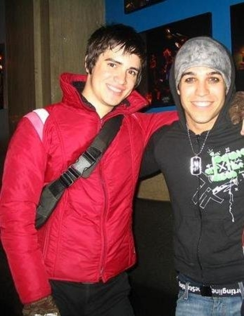 Panic! At The Disco - Brendon_Urie_and_Pete_Wentz_Sexiest_Men_Alive--large-msg-115143027443.jpg