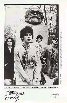 Manic Street Preachers - 28.jpg