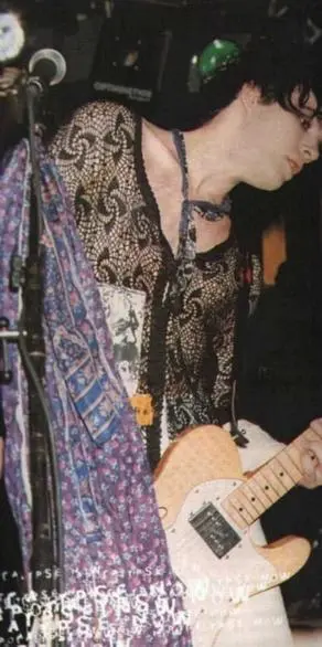 Manic Street Preachers - 16.jpg