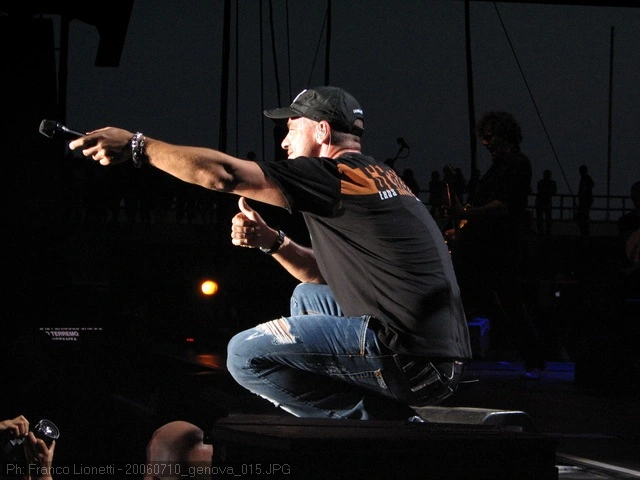 Eros Ramazzotti - 098_20060710_genova_015.jpg