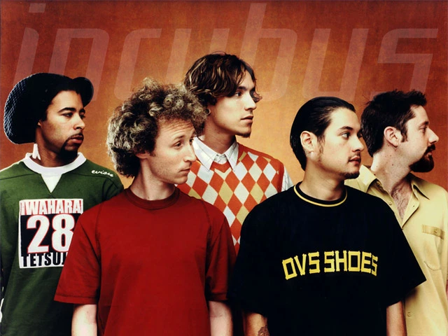 Incubus - 640by800lookingtoright.jpg