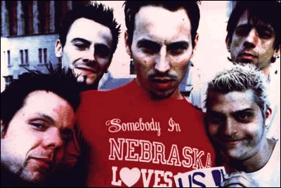 Beatsteaks - a32bf1000c5f5a515e59cc754eef992c.jpg