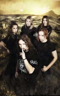 Sonata Arctica - 230px-Sonata_Arctica_(band).jpg