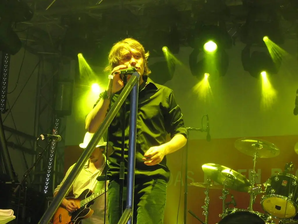 Mark Owen - marc158.JPG