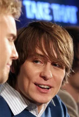 Mark Owen - marc214.jpg
