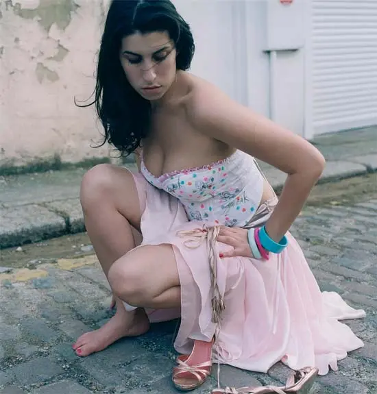 Amy Winehouse - 5.jpg