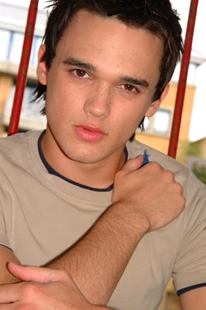 Gareth Gates - gareth26.jpg