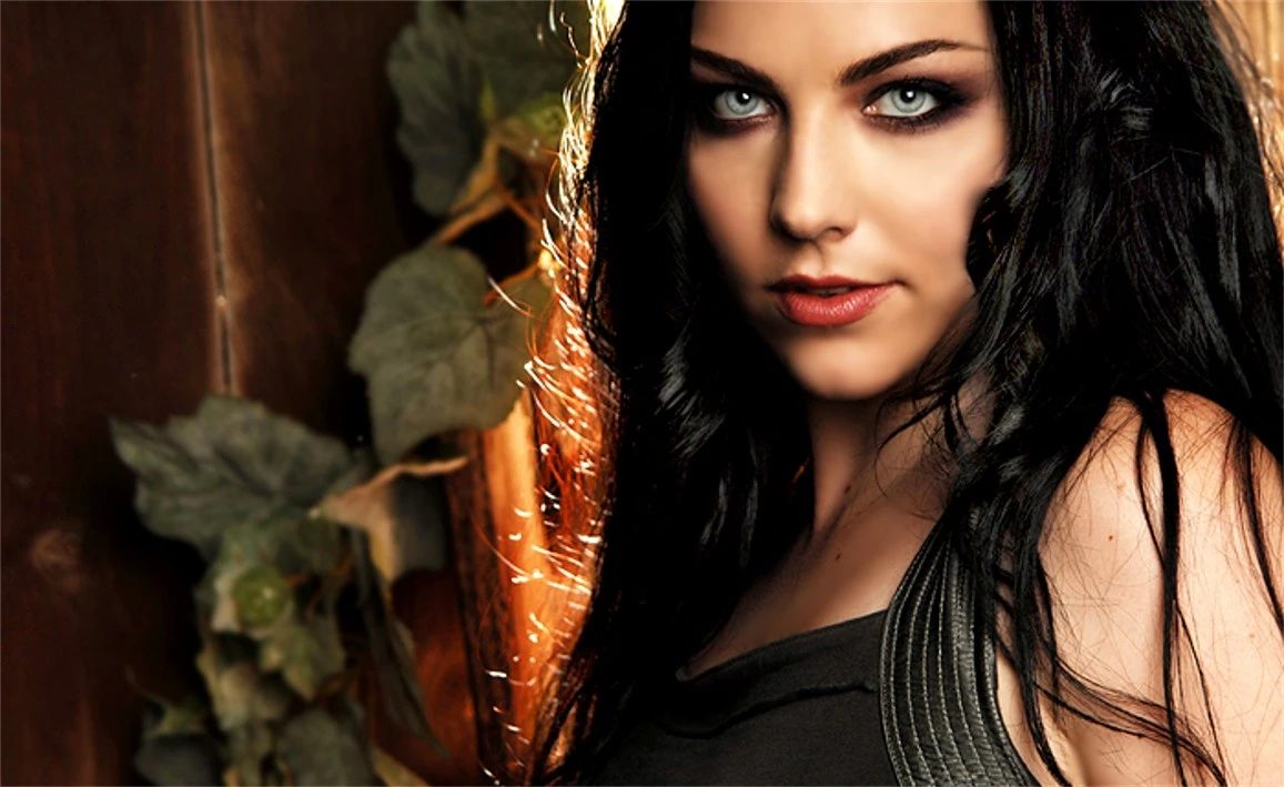 Evanescence - 19.jpg