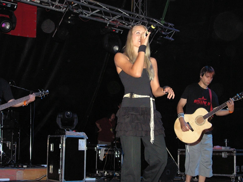 Anawi - normal_shannenpeople07.jpg