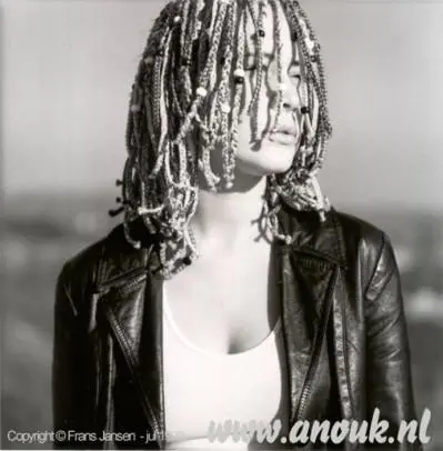 Anouk - anouk.jpg