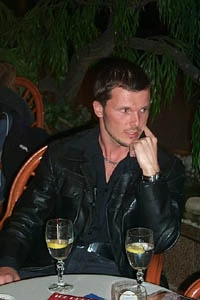 Erik Aresta - erikaresta1.jpg