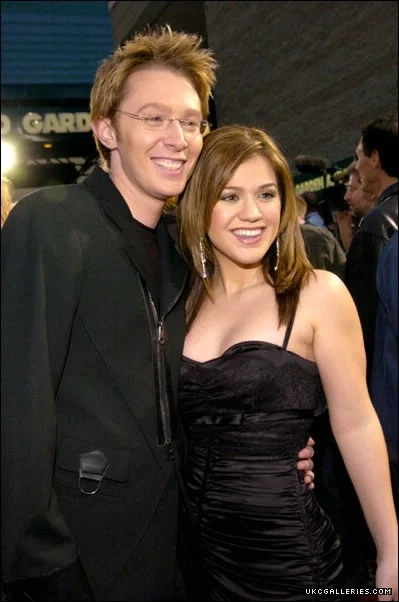 Kelly Clarkson - 34685_ClellyBMA01_jpg.jpg