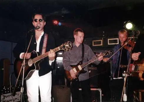 Divná Zostava - divnazostava.jpg