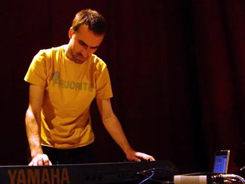 Noise Cut - l_faadb540ce7f6b0ad059c10bb7e495e9.jpg