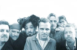 Counting Crows - 2002-08-01_arts_and_entertainment_53_17.jpg