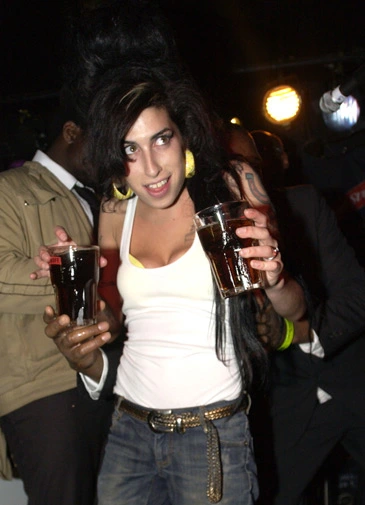 Amy Winehouse - 93.jpg