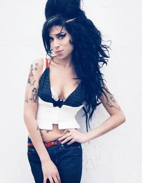 Amy Winehouse - 96.jpg