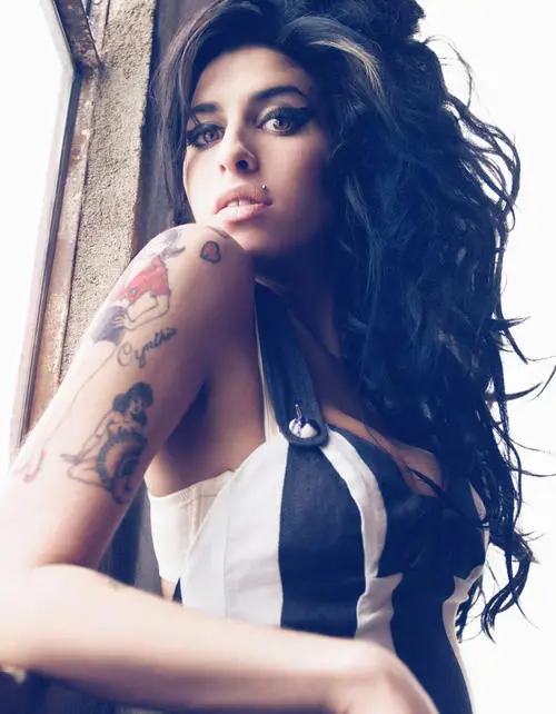 Amy Winehouse - 103.jpg