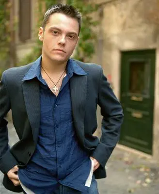Tiziano Ferro - doc19.jpg