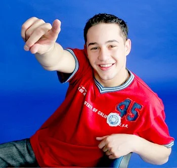 Sámer Issa - samer1.jpg