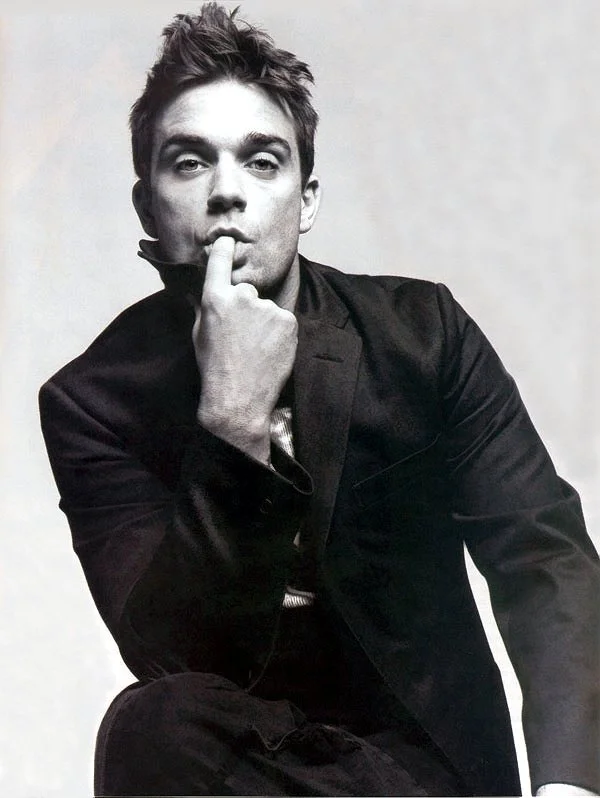 Robbie Williams - advocate1.jpg