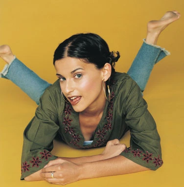 Nelly Furtado - foto1.jpg
