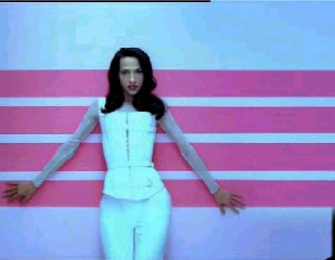 International Dana - lola-clip1.jpg